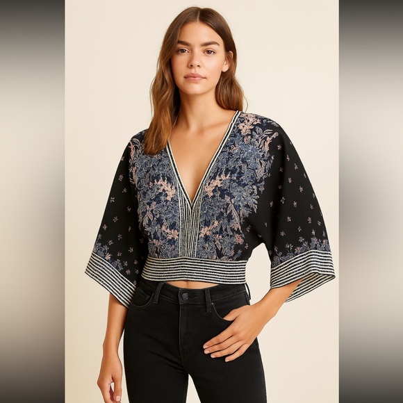 Free People Tops - Free People Boho Floral Striped Crop Top Blouse Kimono Sleeve Size Large